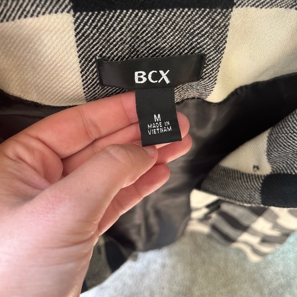 BCX coat; size medium - Picture 3 of 3
